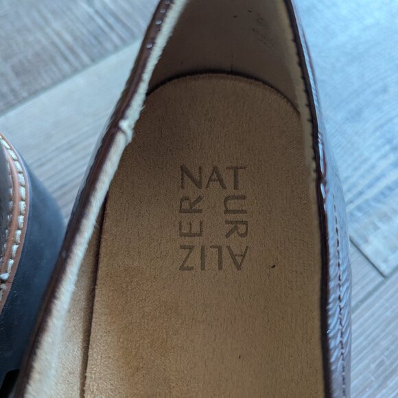 NEW Naturalizer Darcy Lightweight Lug Sole Patent Leather Loafers Cinnamon Brn 8 - Picture 7 of 12